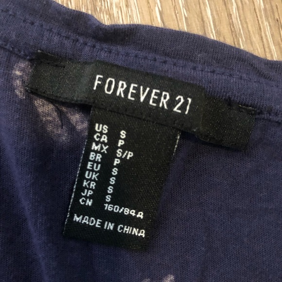 Elephant tie crop top - Picture 2 of 3